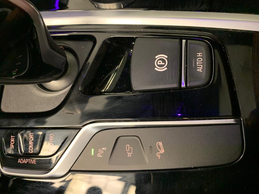 2021 BMW X4 M40i Sports Activity Coupe photo