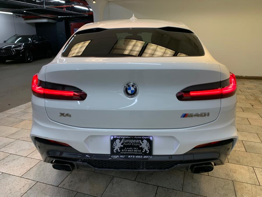 2021 BMW X4 M40i Sports Activity Coupe photo