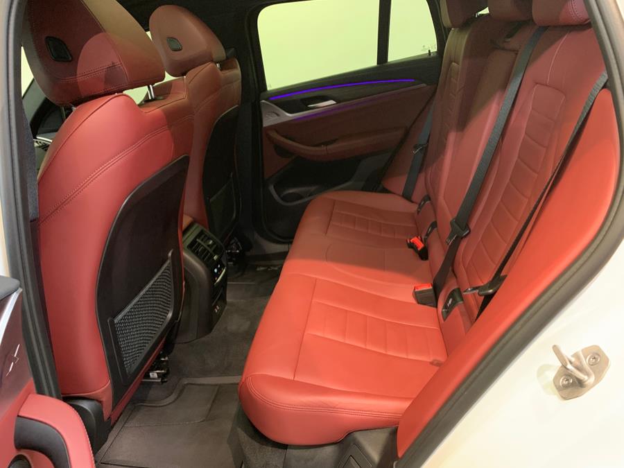 2021 BMW X4 M40i Sports Activity Coupe photo