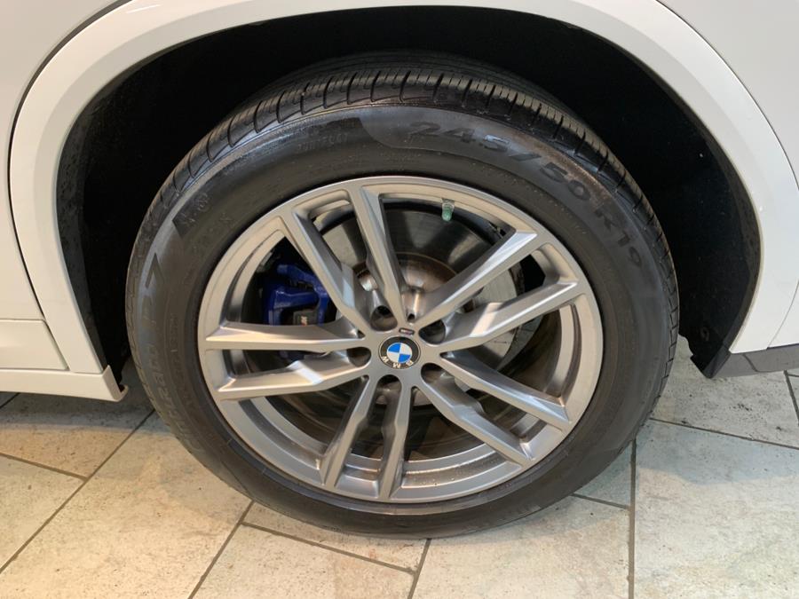 2021 BMW X4 M40i Sports Activity Coupe photo