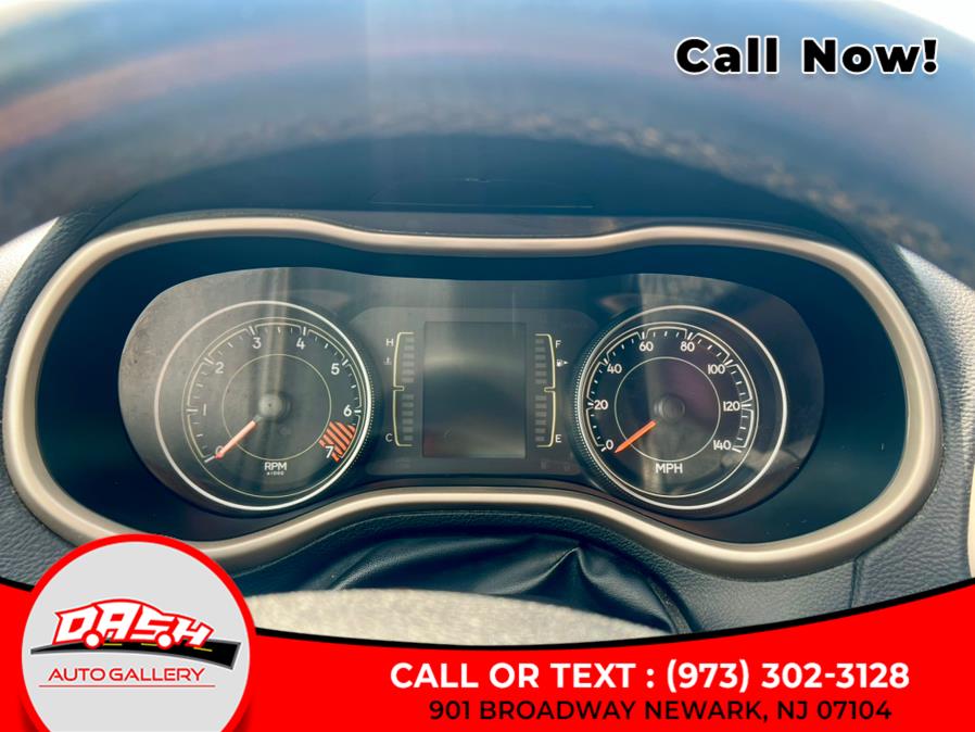2015 Jeep Cherokee 4WD 4dr North photo