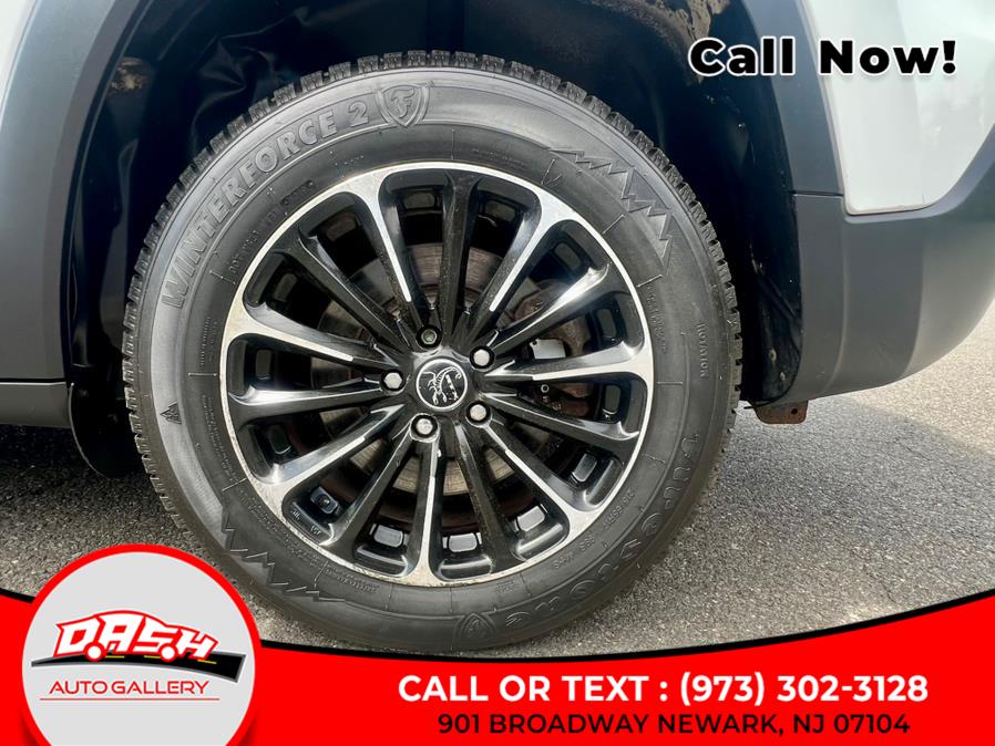 2015 Jeep Cherokee 4WD 4dr North photo