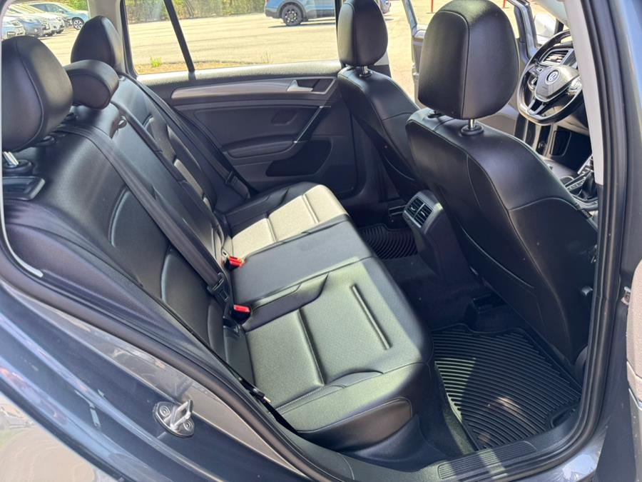 2018 Volkswagen Golf Alltrack 1.8T SE Manual photo