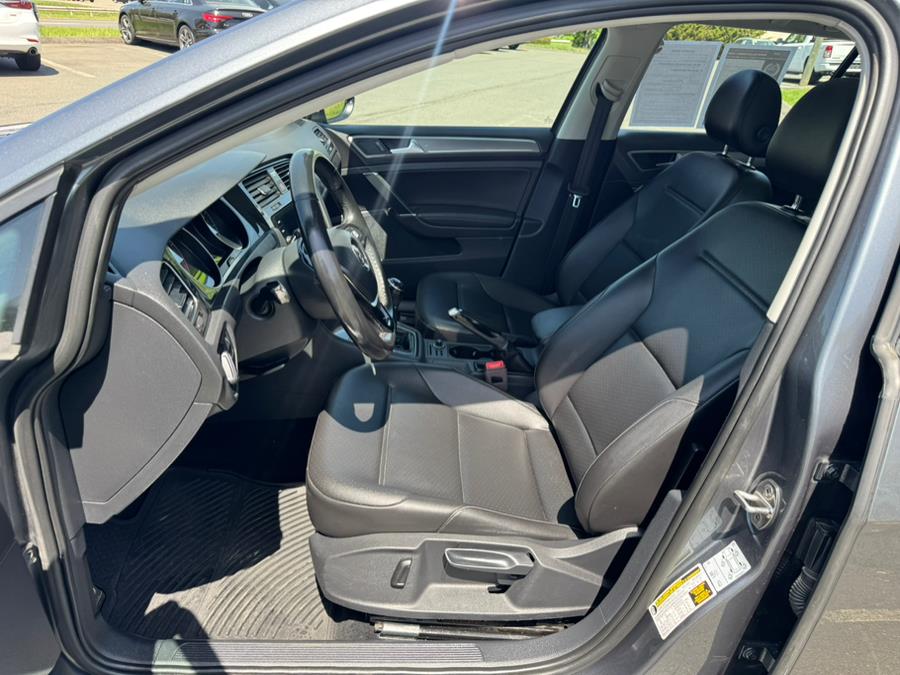 2018 Volkswagen Golf Alltrack 1.8T SE Manual photo
