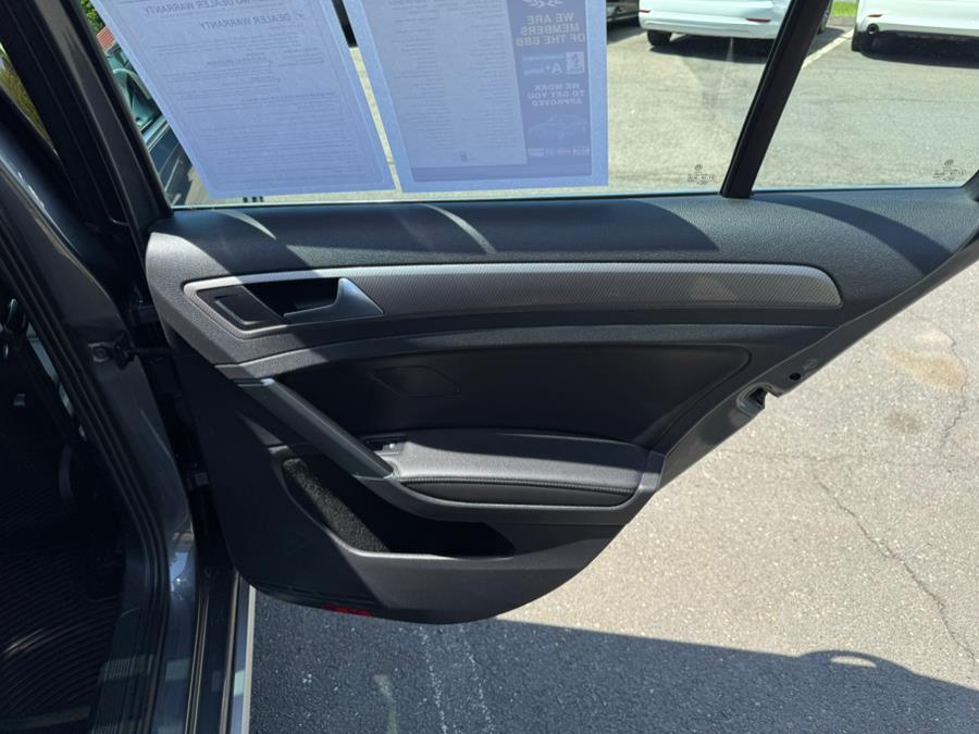 2018 Volkswagen Golf Alltrack 1.8T SE Manual photo