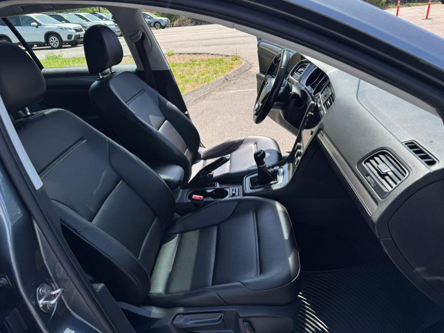 2018 Volkswagen Golf Alltrack 1.8T SE Manual photo