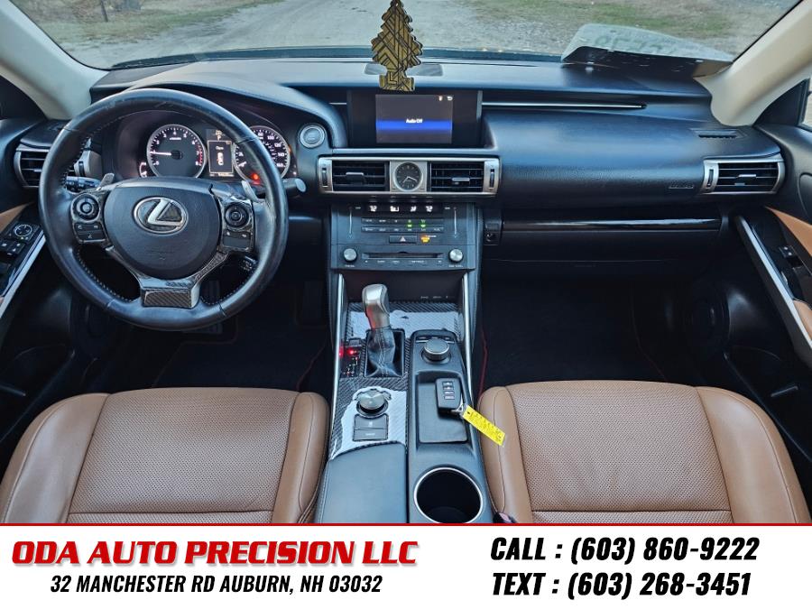 2015 Lexus IS 250 photo