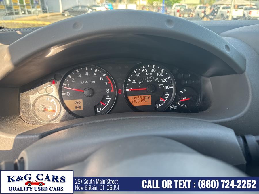 2012 Nissan Frontier SV V6 photo