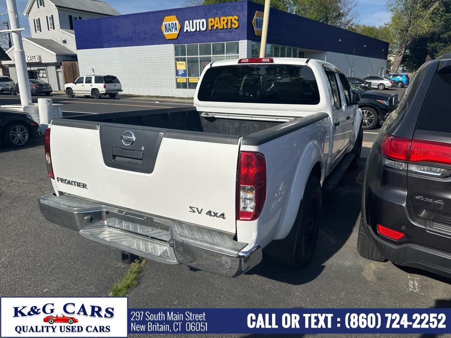 2012 Nissan Frontier SV V6 photo