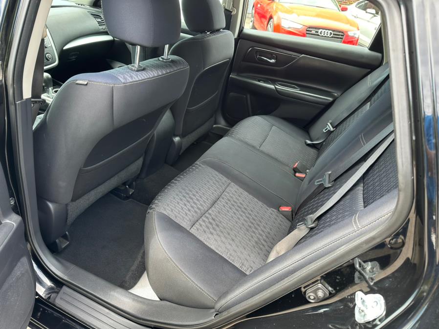 2016 Nissan Altima 4dr Sdn I4 2.5 S photo