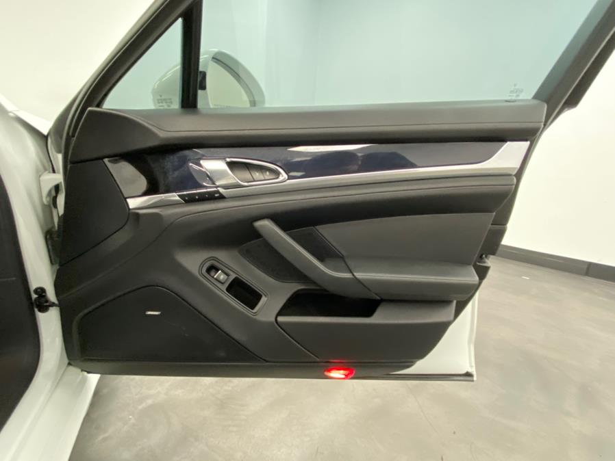 2014 Porsche Panamera photo