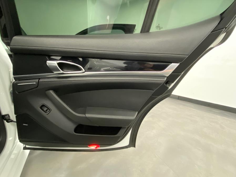 2014 Porsche Panamera photo