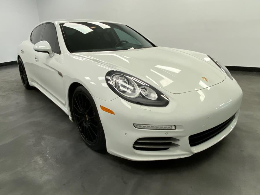 2014 Porsche Panamera photo