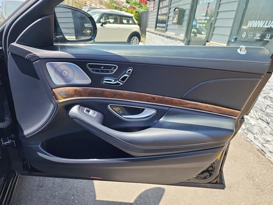 2015 Mercedes-Benz S-Class S550 4MATIC photo