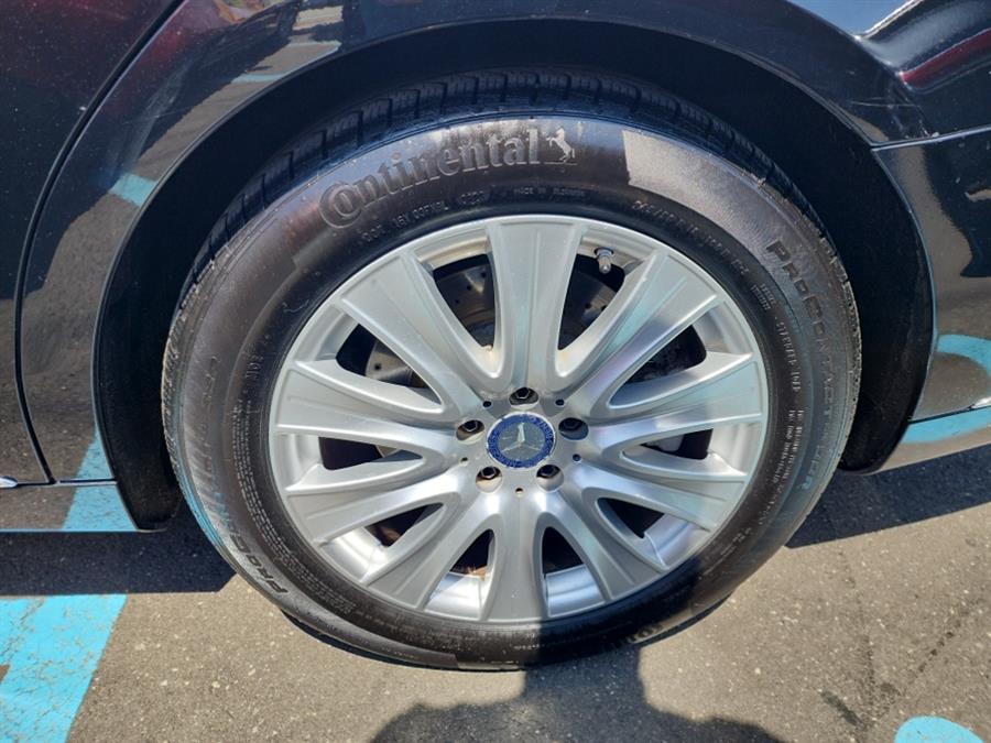 2015 Mercedes-Benz S-Class S550 4MATIC photo