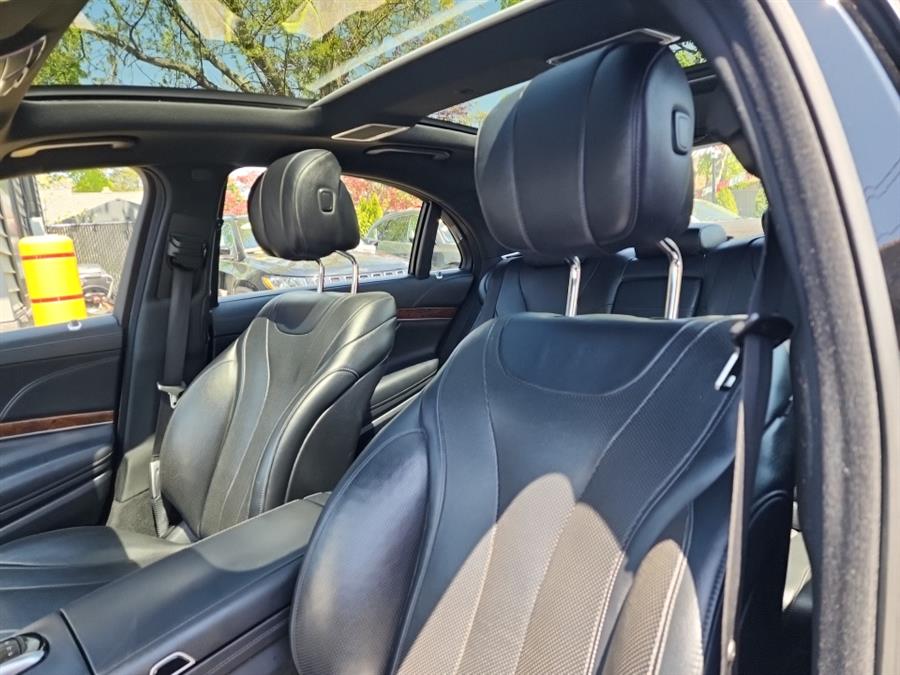 2015 Mercedes-Benz S-Class S550 4MATIC photo
