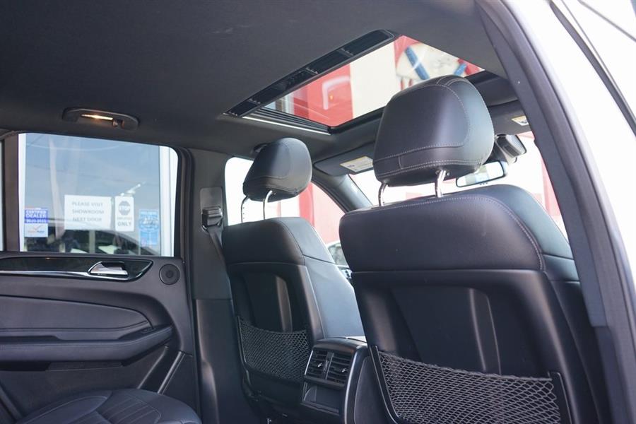 2019 Mercedes-Benz GLE GLE 400 photo