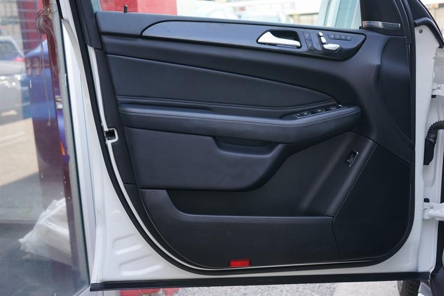 2019 Mercedes-Benz GLE GLE 400 photo