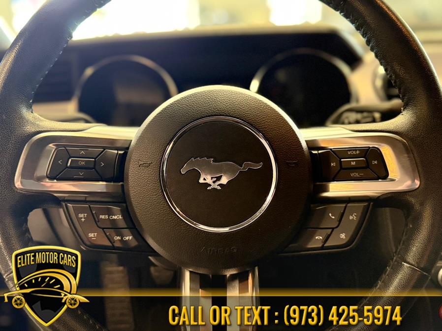 2016 Ford Mustang 2dr Fastback EcoBoost Premium photo