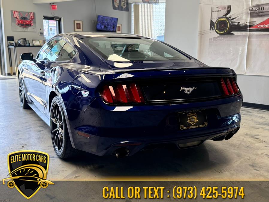2016 Ford Mustang 2dr Fastback EcoBoost Premium photo