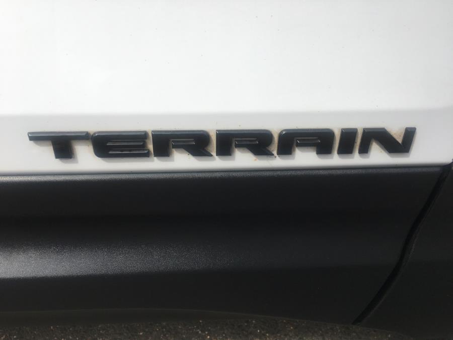 2019 GMC Terrain FWD 4dr SLE photo