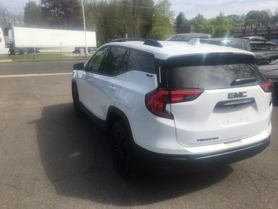 2019 GMC Terrain FWD 4dr SLE photo