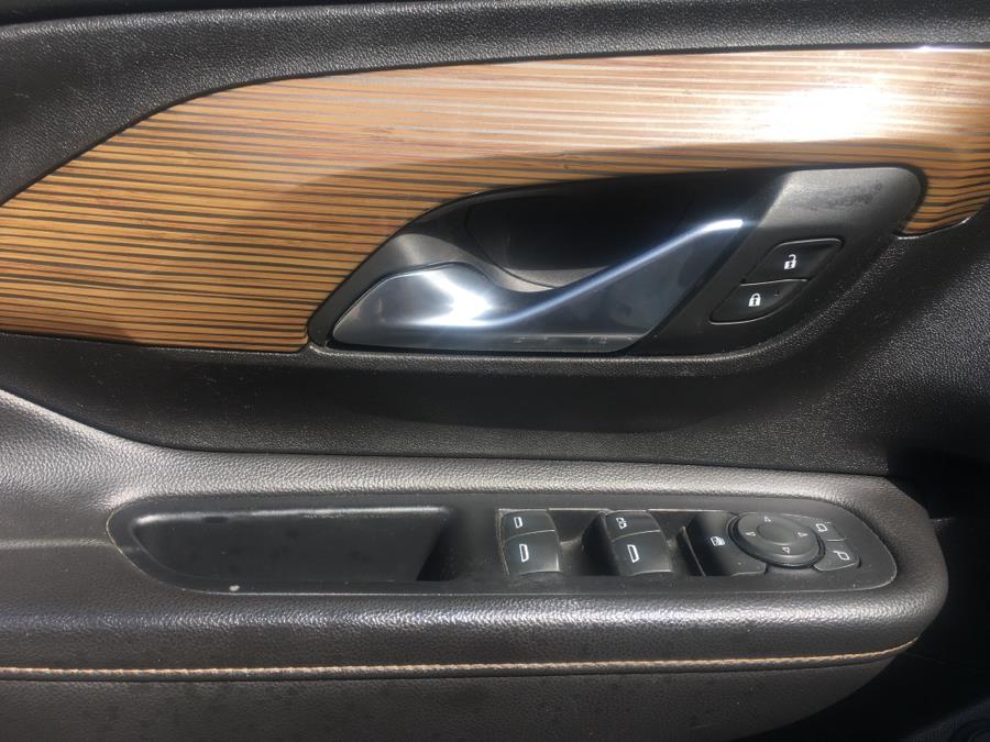 2019 GMC Terrain FWD 4dr SLE photo