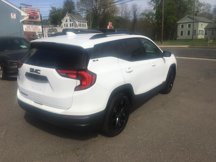 2019 GMC Terrain FWD 4dr SLE photo