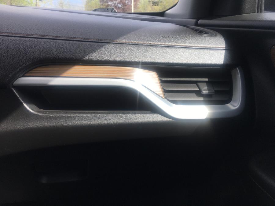 2019 GMC Terrain FWD 4dr SLE photo