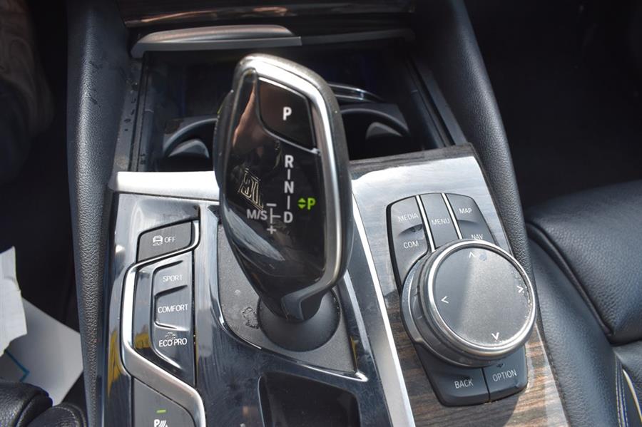 2019 BMW 5-Series 530 XI photo