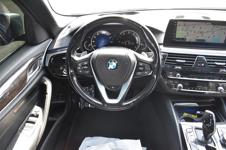 2019 BMW 5-Series 530 XI photo