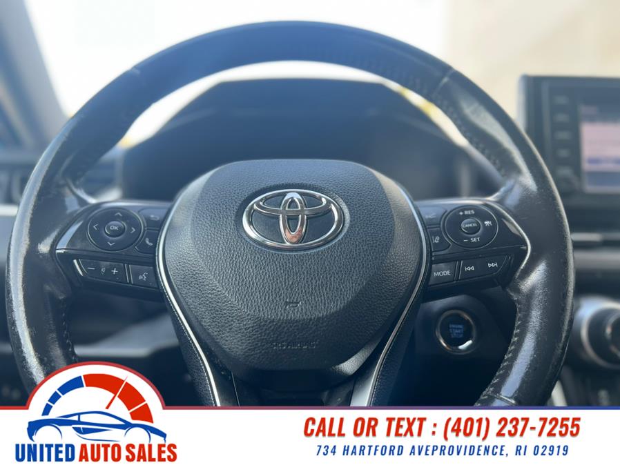 2019 Toyota RAV4 XLE Premium AWD (Natl) photo