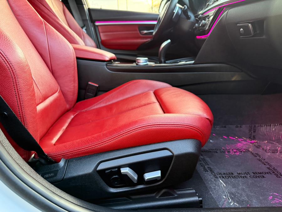 2018 BMW 3-Series 330i Sedan South Africa photo