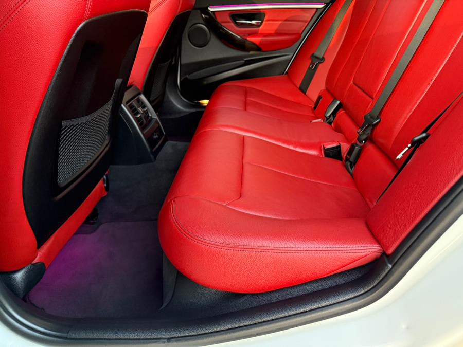 2018 BMW 3-Series 330i Sedan South Africa photo