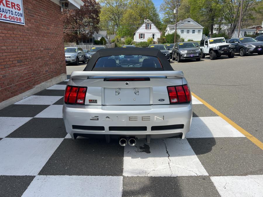 2003 Ford Mustang GT Deluxe photo