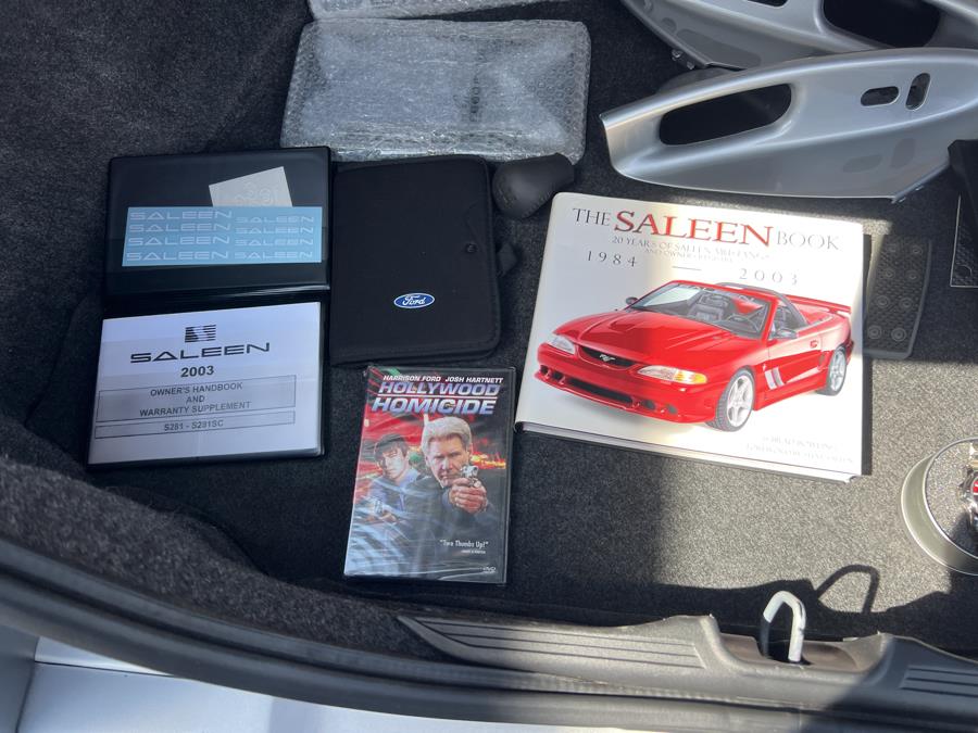 2003 Ford Mustang GT Deluxe photo