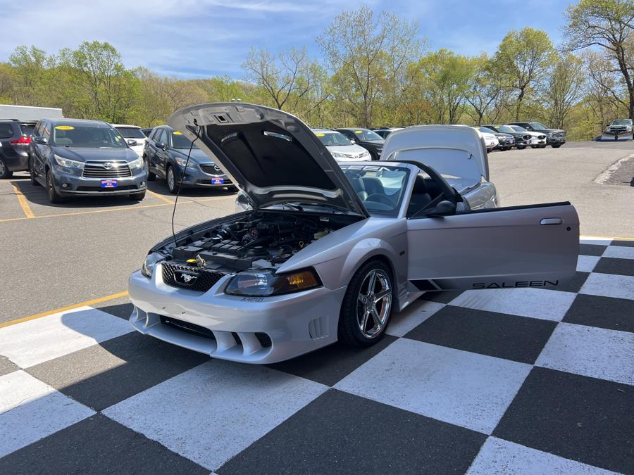 2003 Ford Mustang GT Deluxe photo