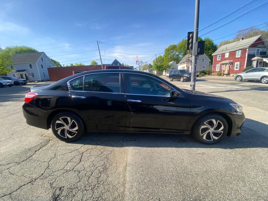 2017 Honda ACCORD SEDAN LX CVT photo