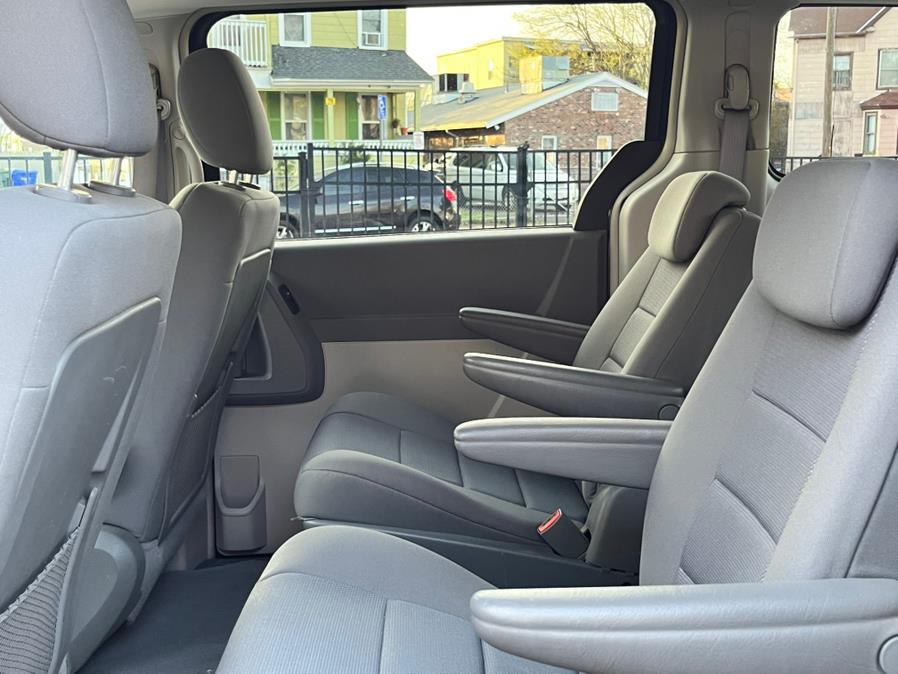 2009 Dodge Grand Caravan SXT photo