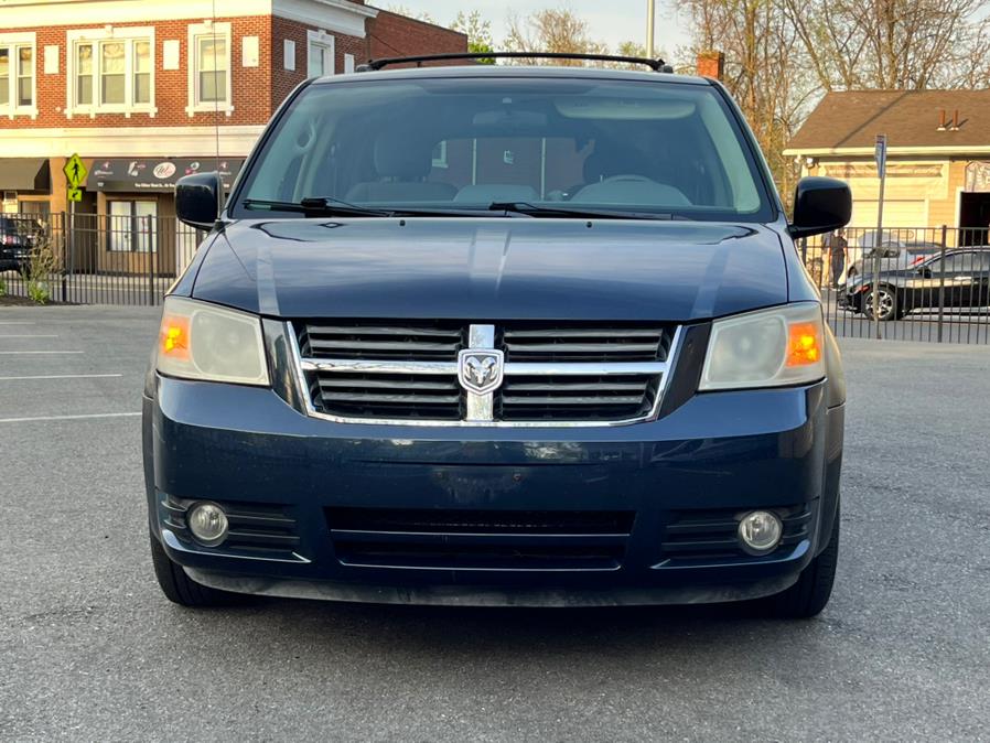 2009 Dodge Grand Caravan SXT photo