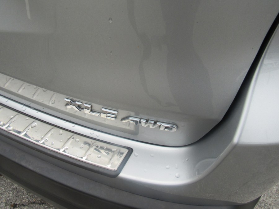 2019 Toyota Highlander XLE photo