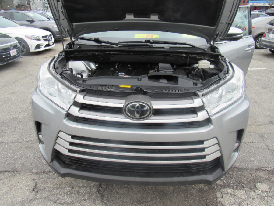 2019 Toyota Highlander XLE photo