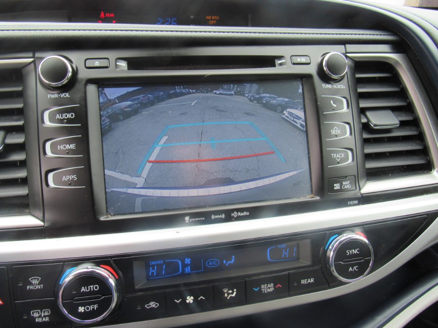 2019 Toyota Highlander XLE photo