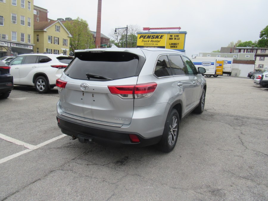 2019 Toyota Highlander XLE photo