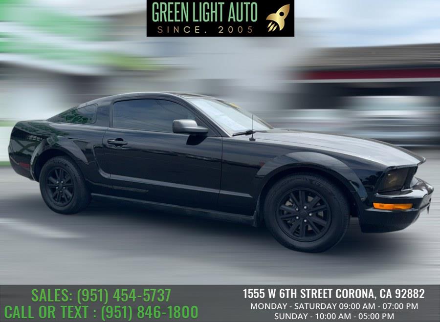 2008 Ford Mustang V6 Deluxe photo