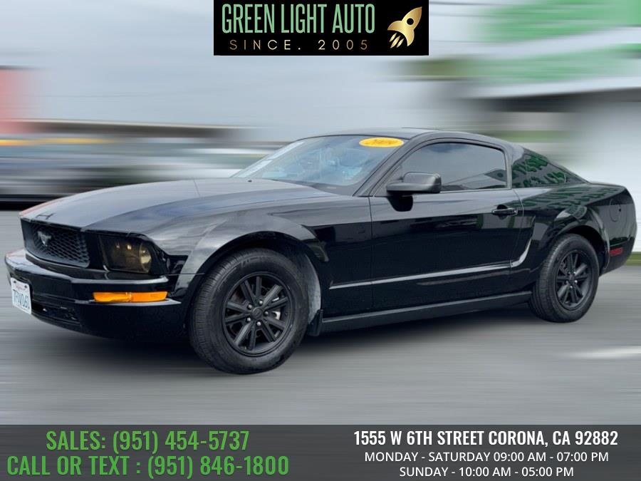 2008 Ford Mustang V6 Deluxe photo