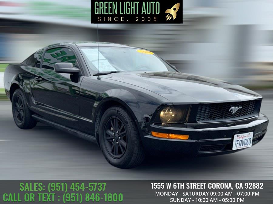 2008 Ford Mustang V6 Deluxe photo