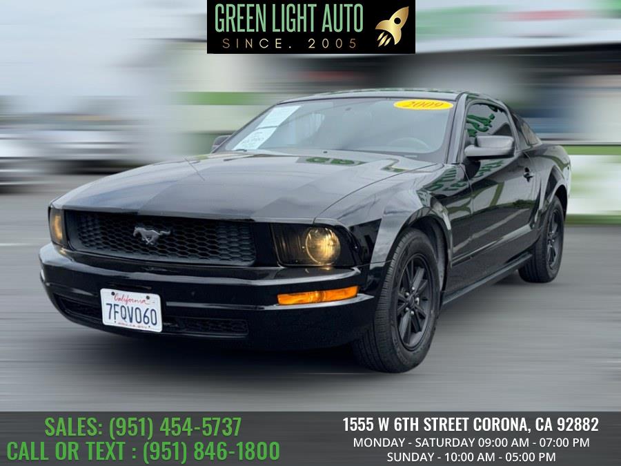 2008 Ford Mustang V6 Deluxe photo