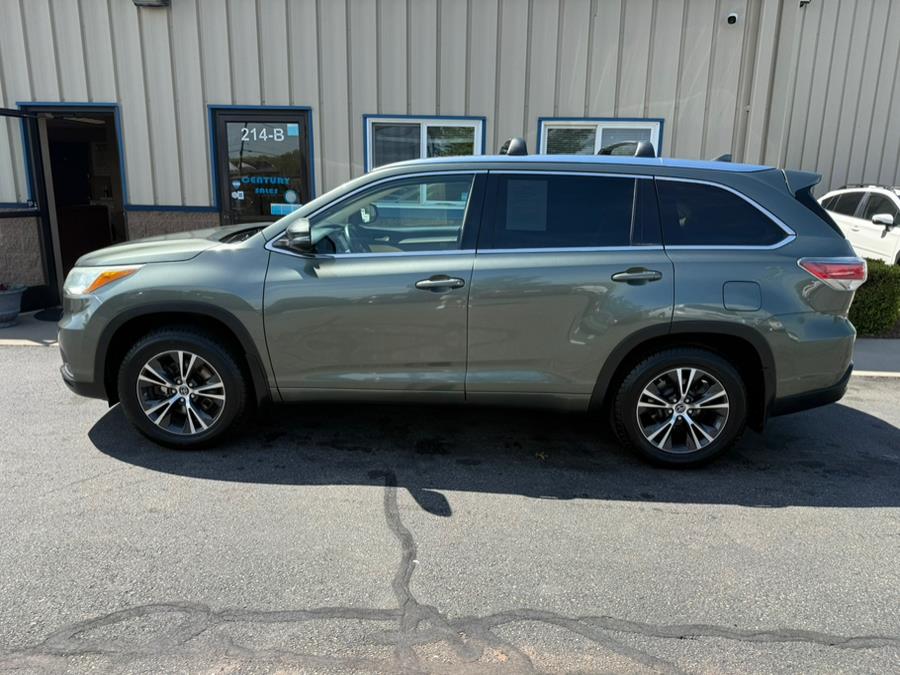 2016 Toyota Highlander AWD 4dr V6 XLE (Natl) photo