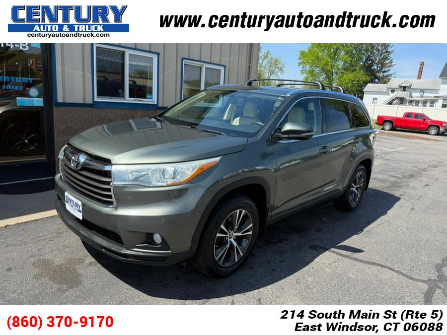 2016 Toyota Highlander AWD 4dr V6 XLE (Natl) photo